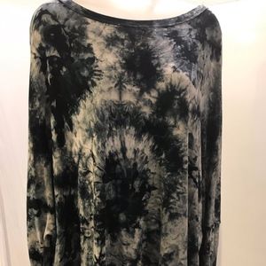 BOUTIQUE Tie Dye Top with split back